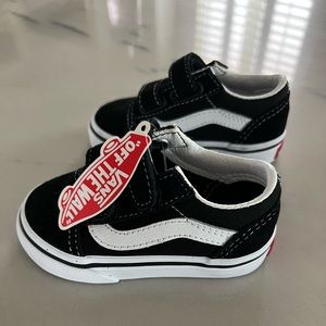 Toddler Vans shoes - black and white velcro. Size 4.5
